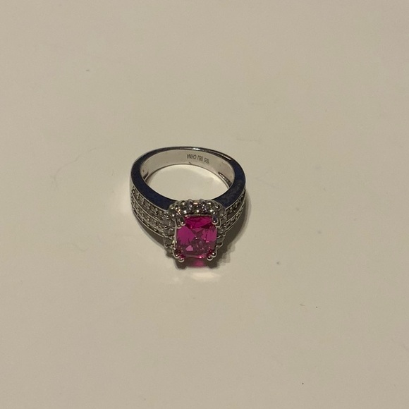 Jewelry - Pink stone in Sterling silver Ring